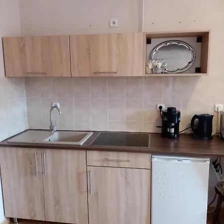 Διαμέρισμα Major Street Apartman *